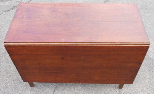 GEORGIAN OAK DROPLEAF DINING TABLE TO SEAT SIX - ADDITIONAL PHOTO 1