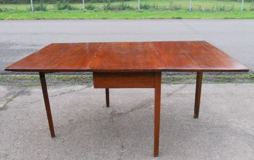 GEORGIAN OAK DROPLEAF DINING TABLE TO SEAT SIX - ADDITIONAL PHOTO 7