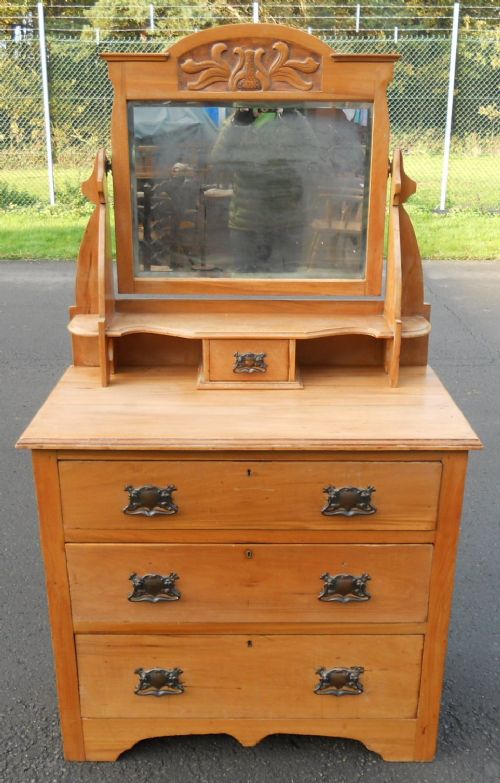 Edwardian Satin Walnut Dressing Chest
