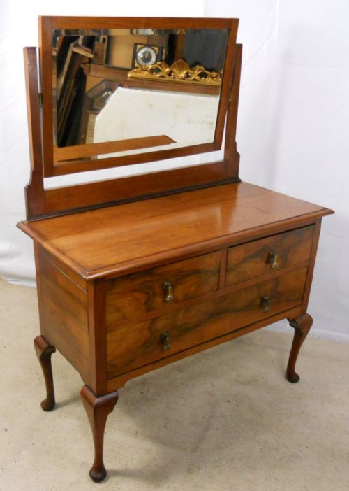 Queen Anne Style Mahogany Dressing Chest