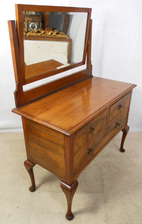 fig 1. Queen Anne Style Mahogany Dressing Chest