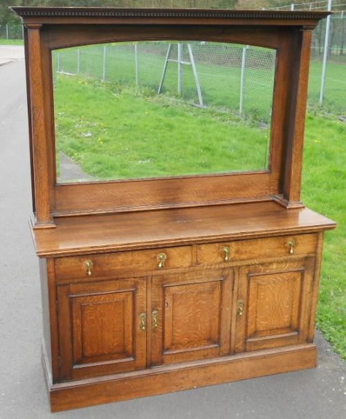 Oak Mirrorback Sideboard