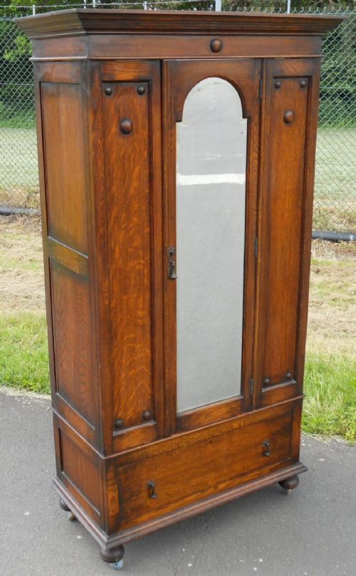 Oak Hanging Single Mirror Door Wardrobe