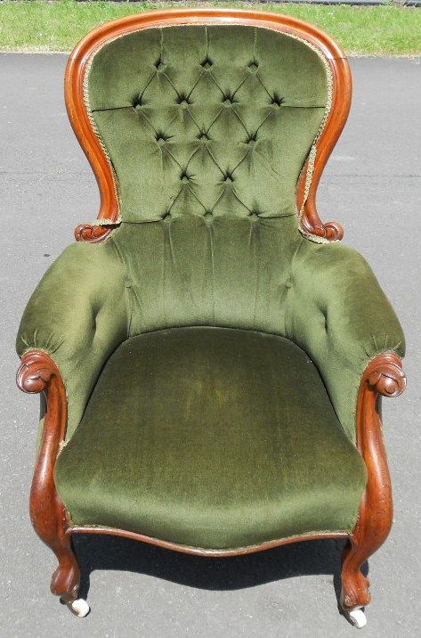 Victorian Mahogany Spoonback Fireside Armchair