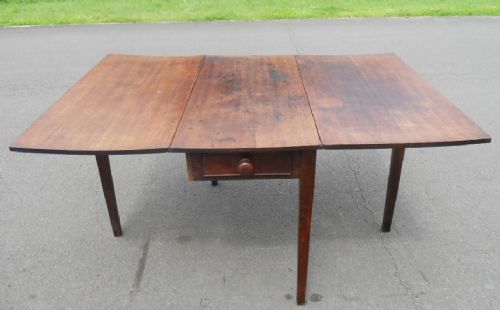 Large Georgian Oak Dropleaf Dining Table
