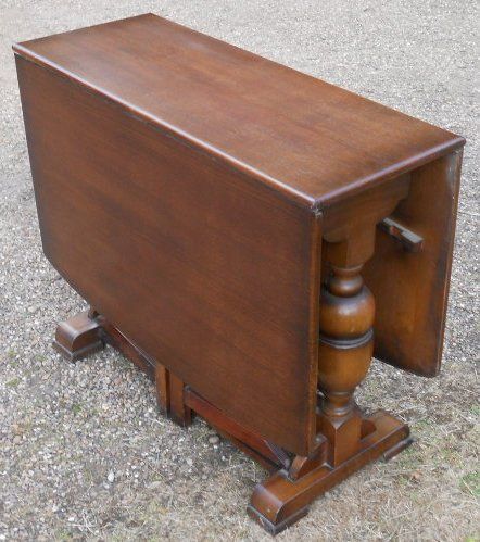 Oak Dropleaf Dining Table to Seat Six
