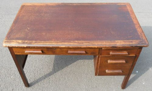 Oak Office Kneehole Desk