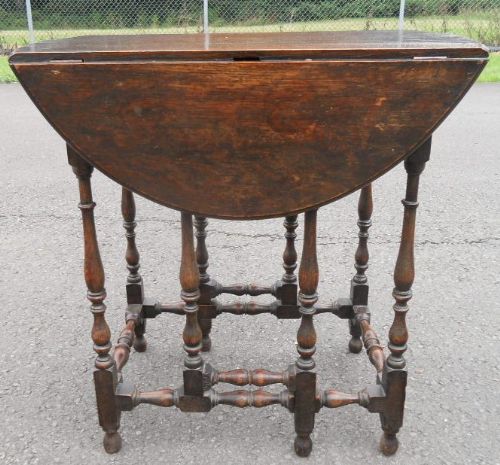 Small Oak Oval Gateleg Table