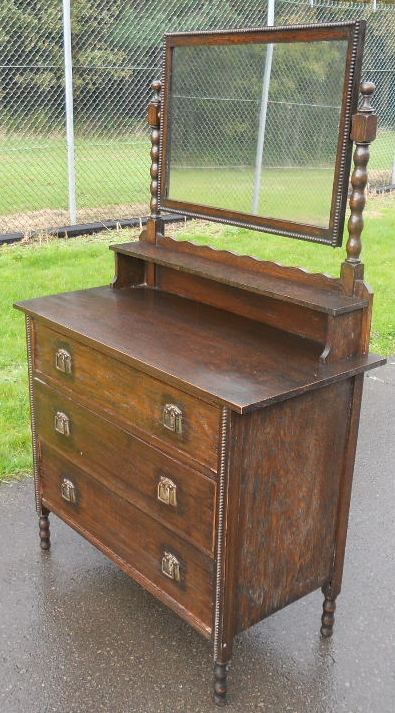 Oak Bobbin Twist Dressing Chest