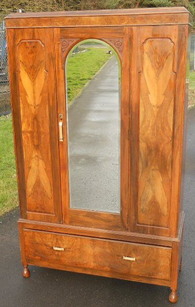Walnut Mirror Door Single Wardrobe