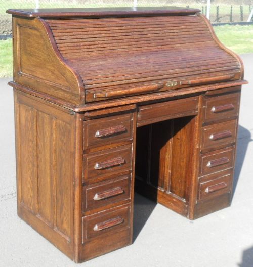 Oak Kneehole Rolltop Writing Desk