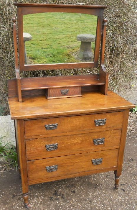 fig 1. Edwardian Oak Dressing Chest of Drawers