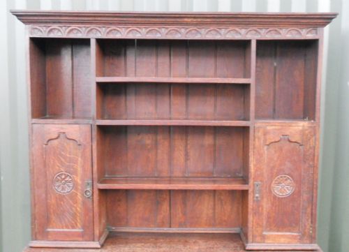 EDWARDIAN LARGE CARVED OAK DRESSER - ADDITIONAL PHOTO 5
