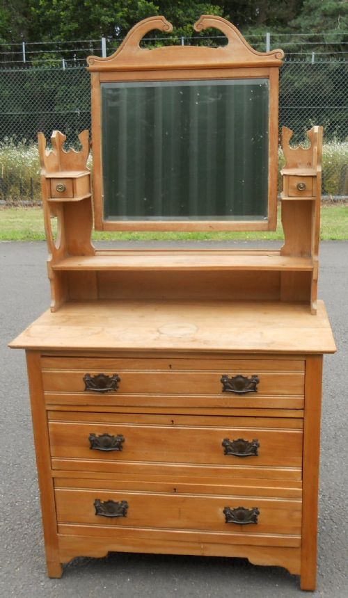 Edwardian Satin Walnut Dressing Chest