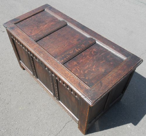 ANTIQUE OAK BLANKET CHEST - ADDITIONAL PHOTO 1