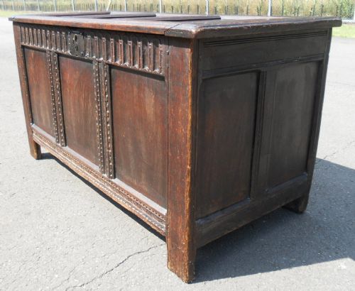 ANTIQUE OAK BLANKET CHEST - ADDITIONAL PHOTO 7