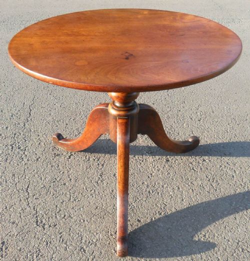 Victorian Round Mahogany Pedestal Coffee Table