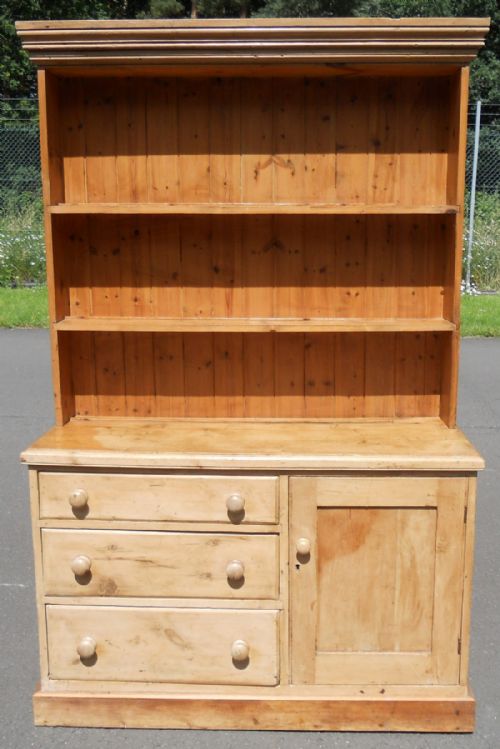 Victorian Pine Dresser
