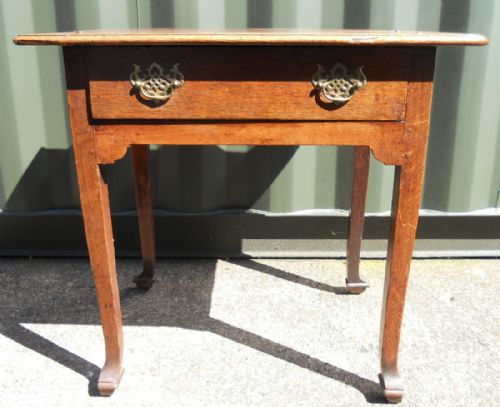 GEORGIAN OAK SIDE TABLE - ADDITIONAL PHOTO 1