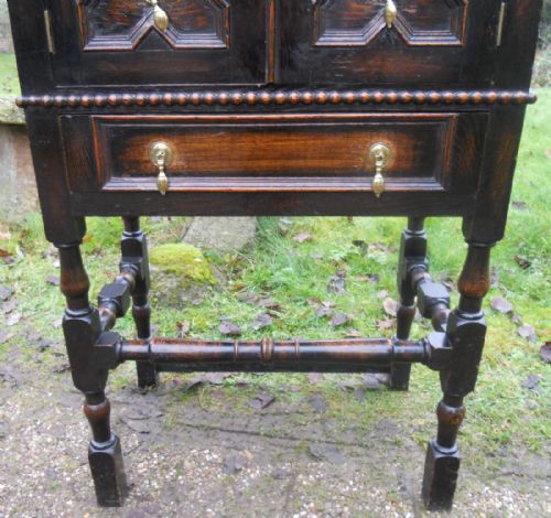 JACOBEAN STYLE OAK CUPBOARD ON STAND - ADDITIONAL PHOTO 4