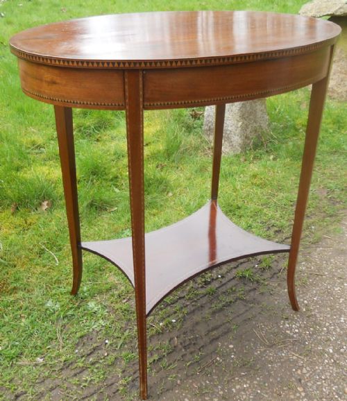 Edwardian Inlaid Mahogany Oval Centre Table