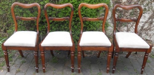 Set of Four Victorian Rosewood Dining Chairs