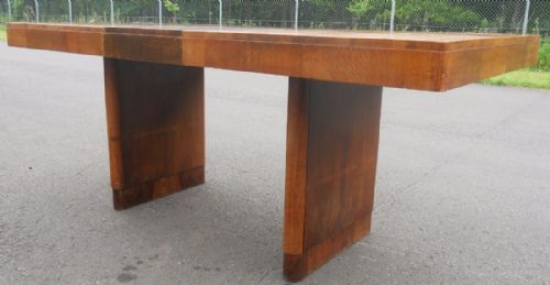 Deco Oak Extending Dining Table