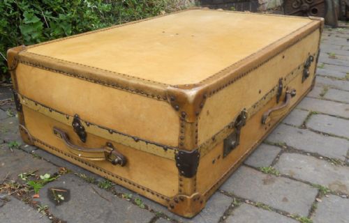 LEATHER BOUND FITTED TRAVEL TRUNK - ADDITIONAL PHOTO 2
