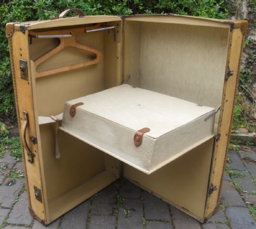 LEATHER BOUND FITTED TRAVEL TRUNK - ADDITIONAL PHOTO 7