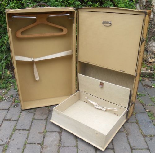 LEATHER BOUND FITTED TRAVEL TRUNK - ADDITIONAL PHOTO 8