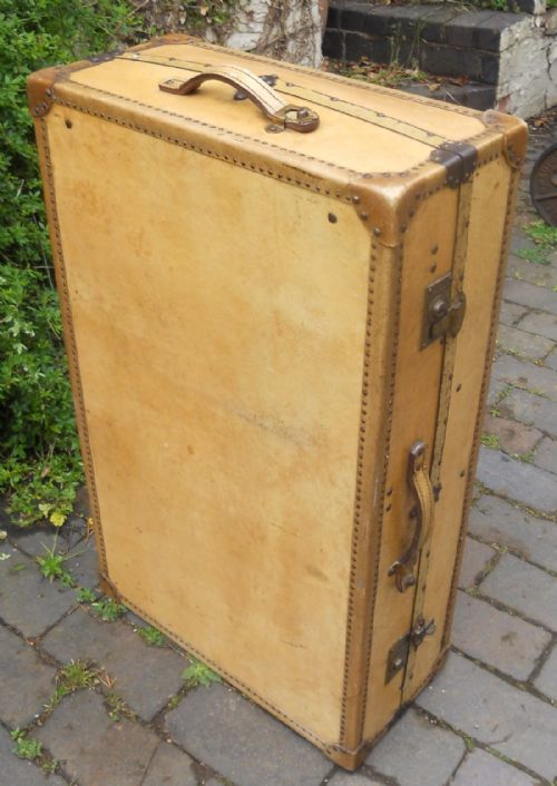 LEATHER BOUND FITTED TRAVEL TRUNK - ADDITIONAL PHOTO 13