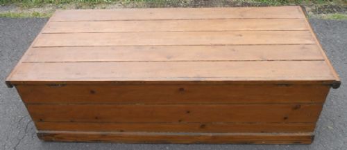 VICTORIAN PINE BLANKET BOX - ADDITIONAL PHOTO 6