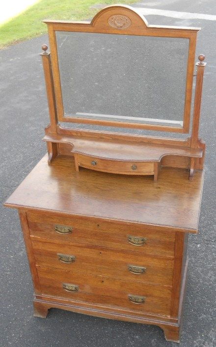 fig 1. Edwardian Oak Dressing Table