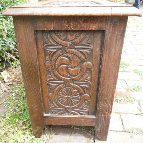 VICTORIAN SMALL CARVED OAK BLANKET CHEST - ADDITIONAL PHOTO 11