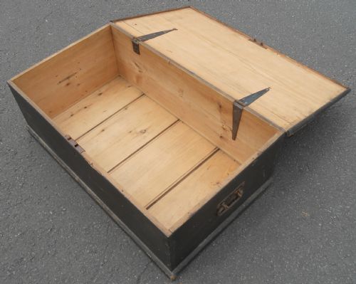 VICTORIAN PINE TRAVELLING BOX - ADDITIONAL PHOTO 6