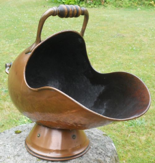 VICTORIAN COPPER COAL HELMET - ADDITIONAL PHOTO 9