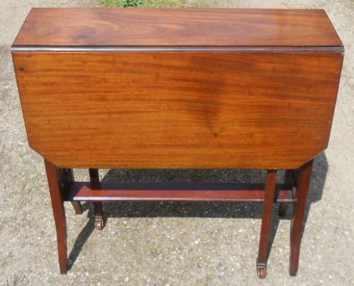 Edwardian Mahogany Dropleaf Coffee Table