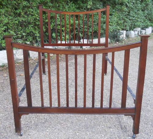 fig 1. Edwardian Mahogany Double Railback Bed
