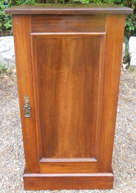 Edwardian Mahogany Bedside Cabinet