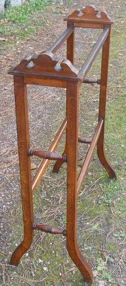 Edwardian Walnut Towel Rail 
