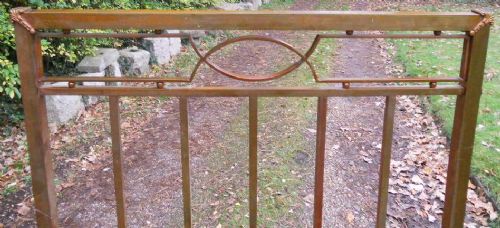fig 1. Pair Deco Metal Single Beds