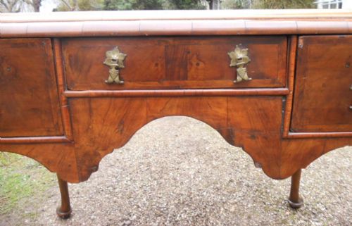 GEORGE I WALNUT CHEST BASE - ADDITIONAL PHOTO 3