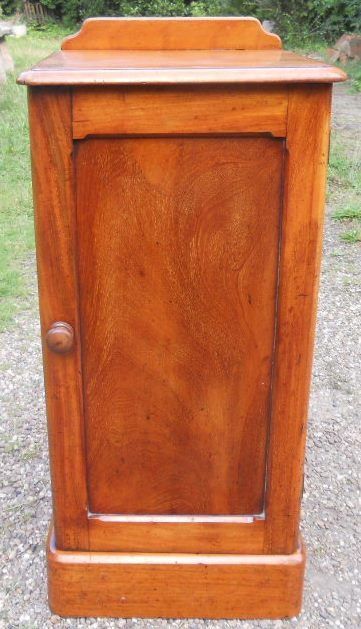 Victorian Mahogany Bedside Cabinet