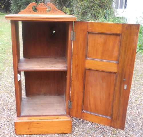EDWARDIAN SATIN WALNUT BEDSIDE CABINET - ADDITIONAL PHOTO 7