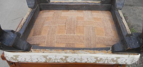 UPHOLSTERED DRESSING STOOL - ADDITIONAL PHOTO 5