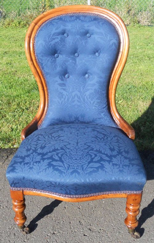 Victorian Mahogany Spoonback Nursing Chair