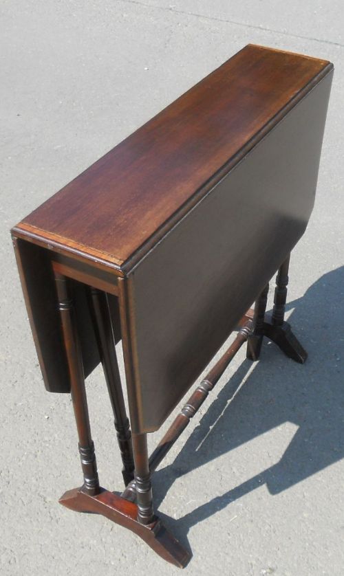 Edwardian Small Mahogany Dropleaf Coffee Table
