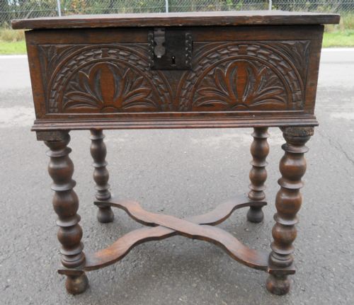 ANTIQUE OAK BIBLE BOX ON STAND - ADDITIONAL PHOTO 2