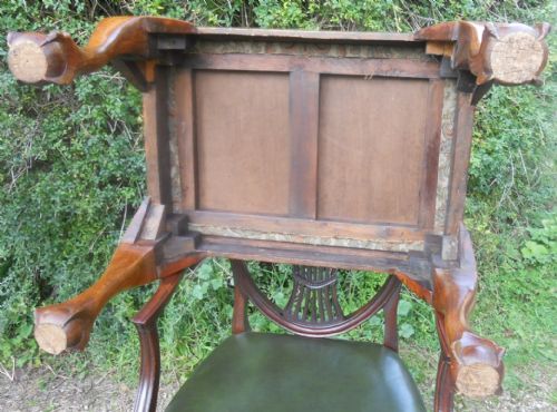 QUEEN ANNE STYLE WALNUT DRESSING STOOL - ADDITIONAL PHOTO 5