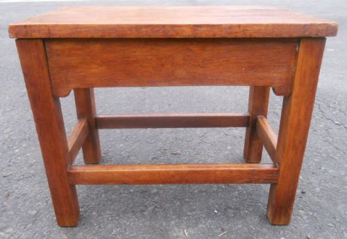 ARTS CRAFT SMALL OAK FOOTSTOOL - ADDITIONAL PHOTO 1